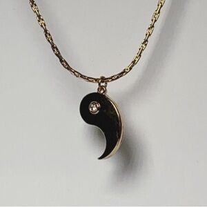 Gold yin necklace